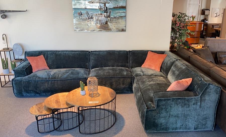 Accommodatie Vrijstelling ik lees een boek elementen loungebank in stoere velours rib - Tilburg - Donders Meubel